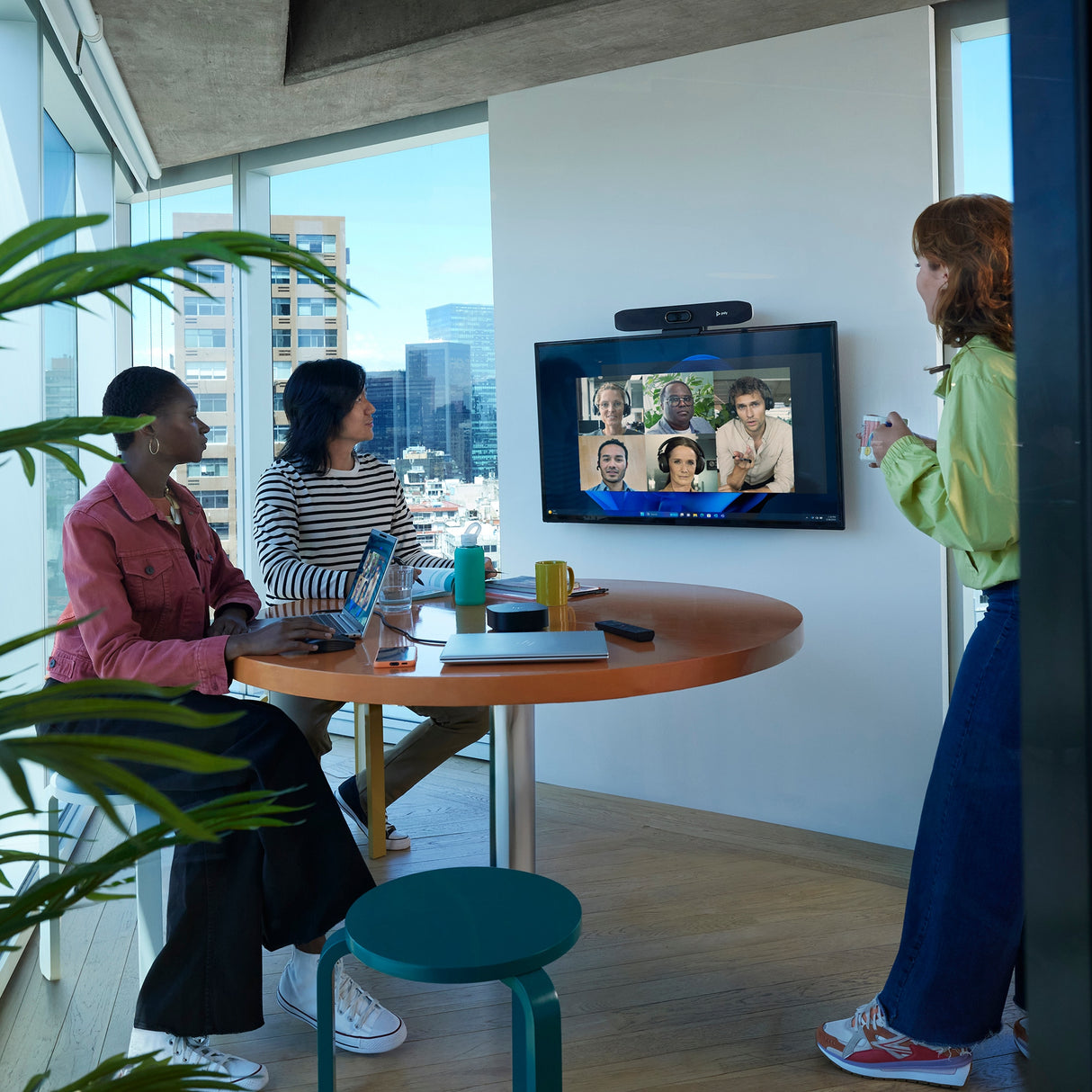 POLY Studio R30 USB Video Conferencing Camera