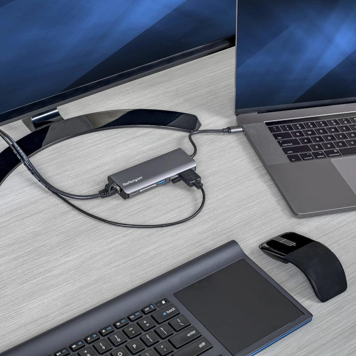STARTECH USB Type C Docking Station with Memory Card Reader