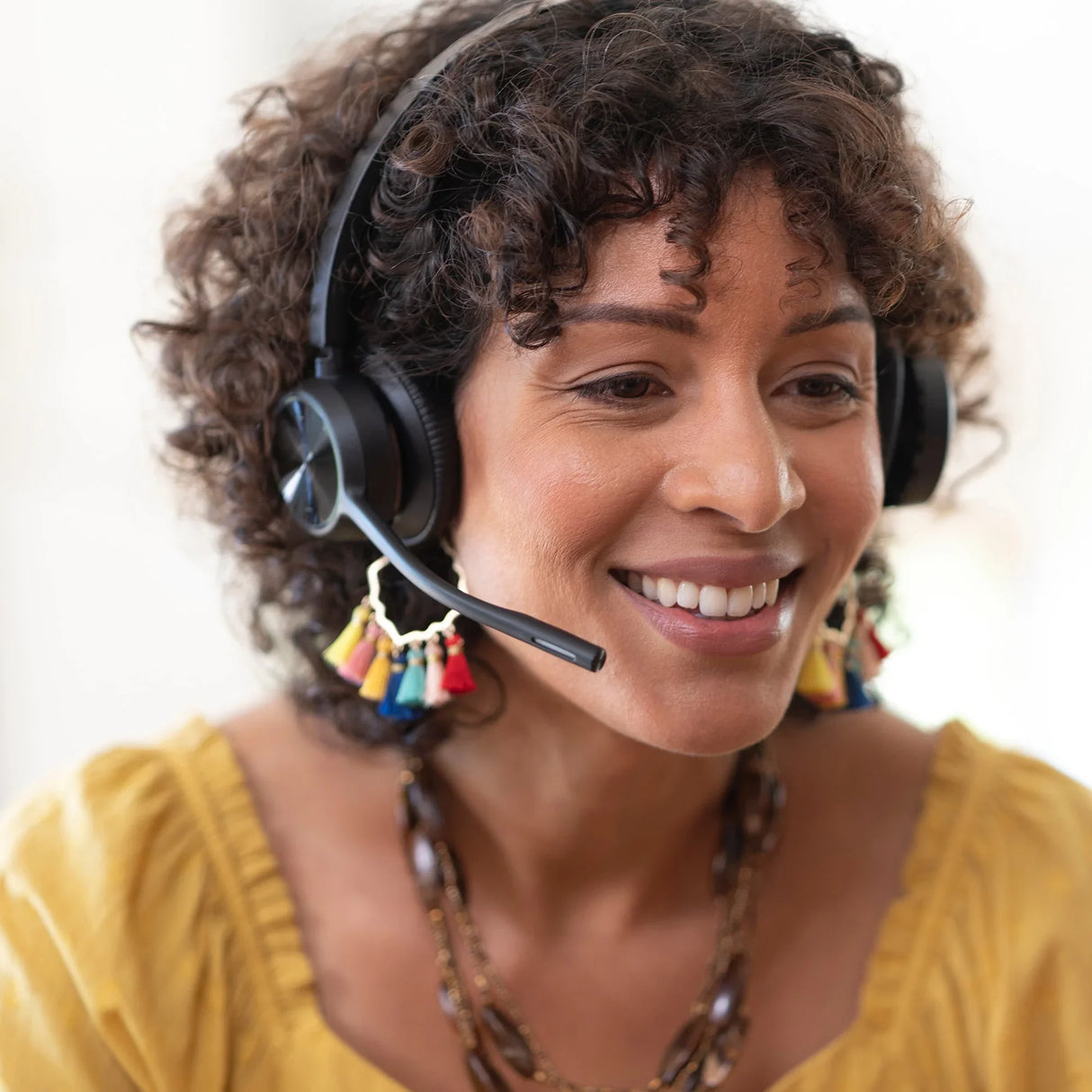POLY VOYAGER 4320 – Bluetooth / Mono / Office UC – Head-band Headset