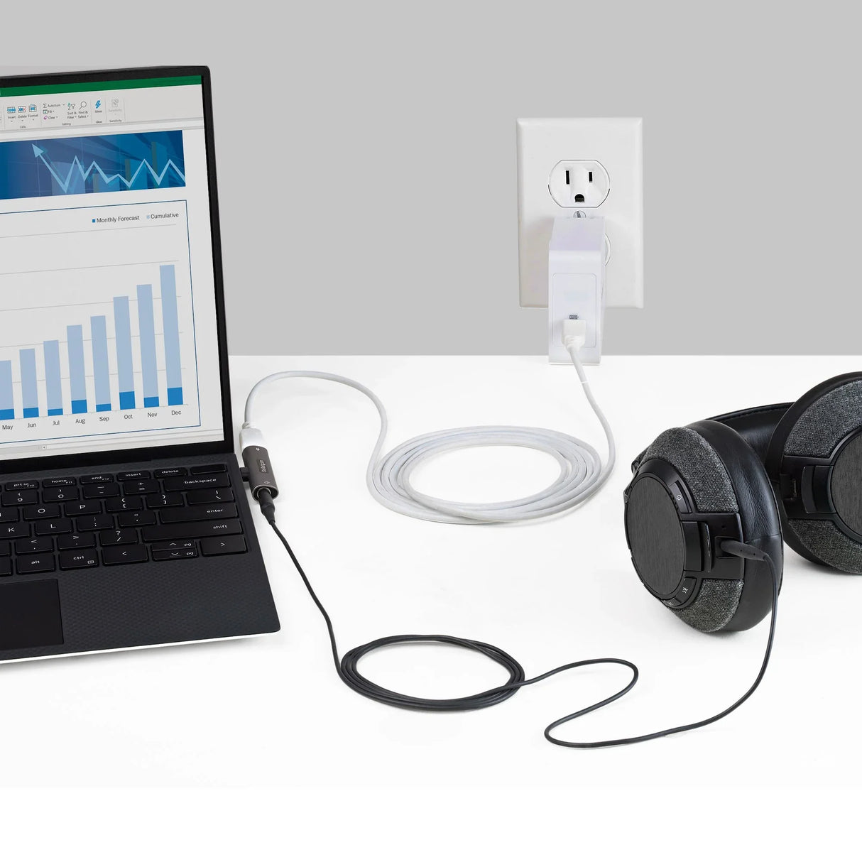 STARTECH USB C Audio & Charge Adapter with Headset Jack