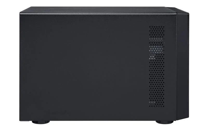 QNAP 4 x 3.5" | i3 | 4 GB SODIMM DDR4 | 5GB Flash | LCD | 250W | 100-240V | 5.4 kg (TVS-472XT-I3-4G)