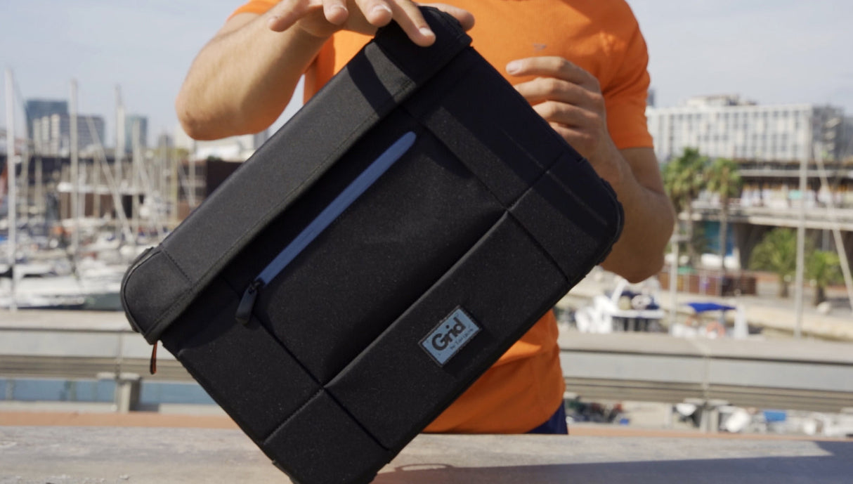 TARGUS TBS655GL Slip Case (15.6")