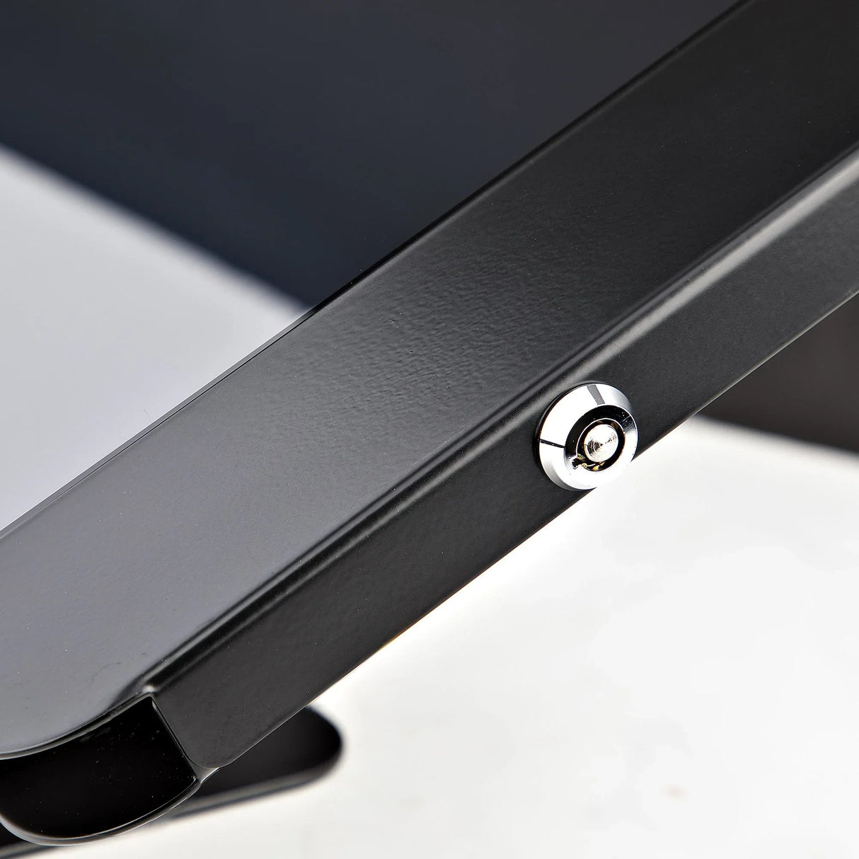 STARTECH Secure Tablet Stand - Anti-theft Universal Tablet Holder for Tablets up to 10.5" - Lockable & K-Slot Compatible - Desk | VESA | Wall Mount - Security POS Tablet Stand (SECTBLTPOS2) (SECTBLTPOS2)