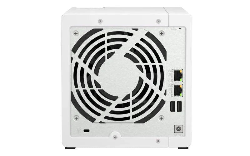 QNAP 4 x 3.5" | ARM 4-core Cortex-A55 | 4 GB RAM | 4 GB Flash | 90 W | 100-240 V | 2.07 kg (TS-433-4G)