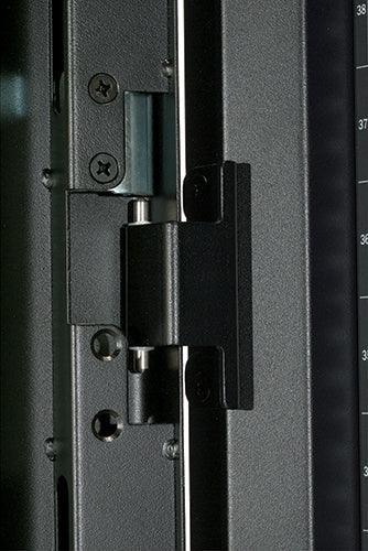 APC 42U | 600mm (W) x 1070mm (D) | Black | Shock Packaging (AR3100SP)