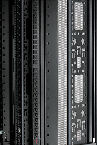 APC 42U | 600mm (W) x 1070mm (D) | Black | Shock Packaging (AR3100SP)