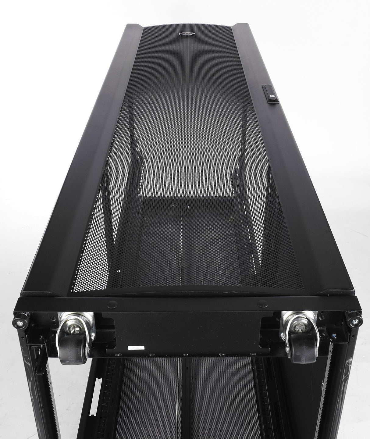 APC APC NetShelter SX 42U Server Rack Enclosure 600mm x 1070mm w| Sides Black (AR3100)