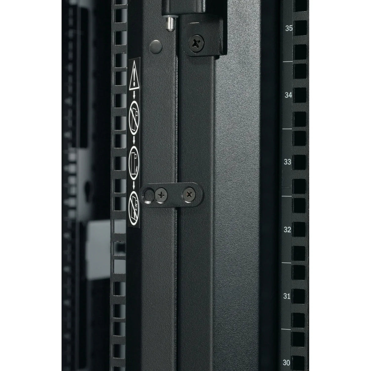 APC NetShelter SX | 42U | w|o Doors | Black (AR3150X617)