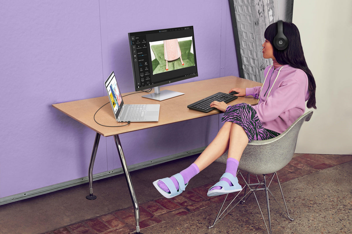 HP 230 Wireless Mouse and Keyboard Combo (18H24AA)