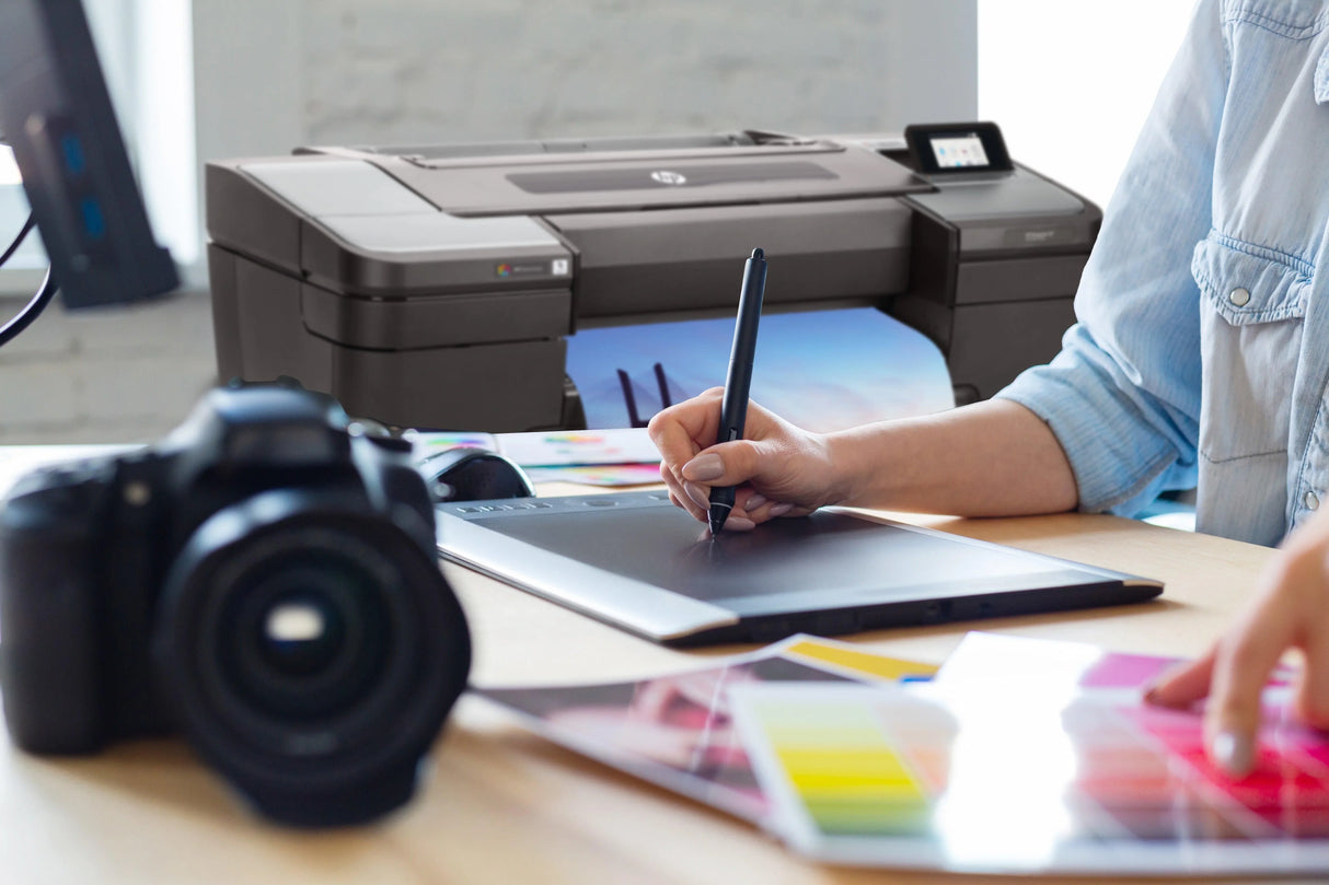 HP DesignJet Z9+ 24-in PostScript Printer (W3Z71A)