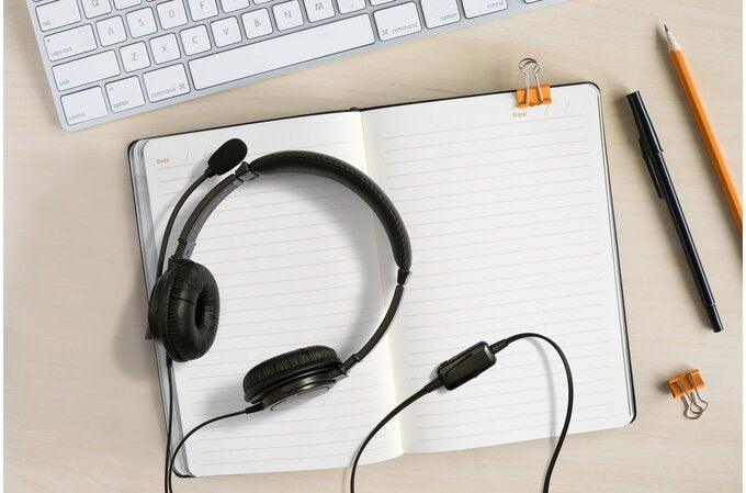 KENSINGTON HiFi USB Headphones with Mic and Volume Control Buttons (K33065WW)