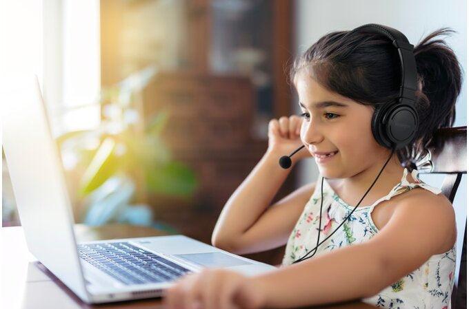 KENSINGTON HiFi USB Headphones with Mic and Volume Control Buttons (K33065WW)