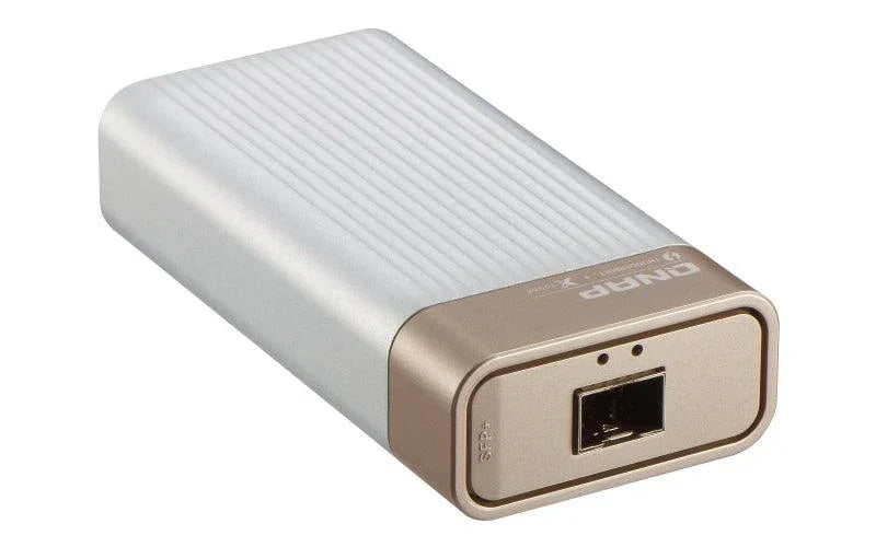 QNAP 1 x Thunderbolt 3 | 1 x 10GbE SFP+ (QNA-T310G1S)