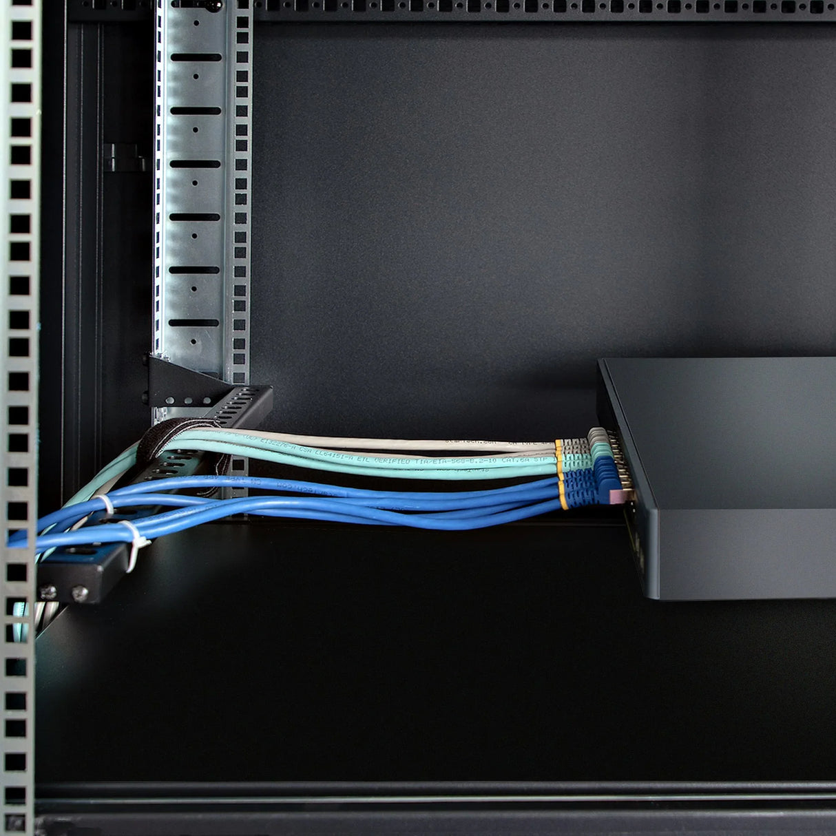 STARTECH 12S-CABLE-LACING-BAR rack accessory Cable lacing bar (12S-CABLE-LACING-BAR)