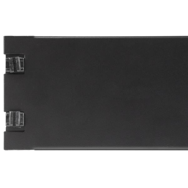 STARTECH 2U Blank Panel with Tool-less Installation - Filler Panel for Server Racks and Cabinets (RKPNLTL2U)
