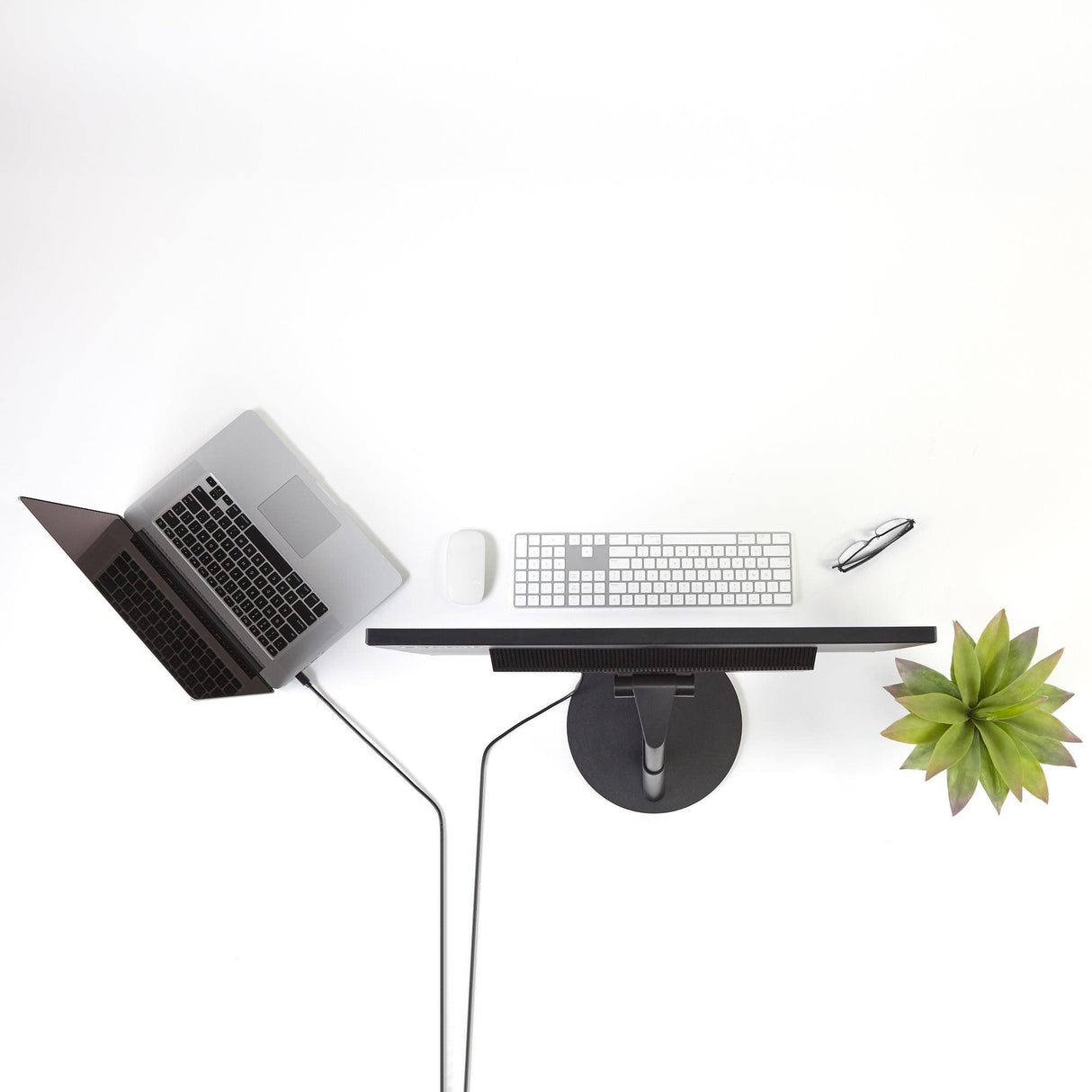 STARTECH 3ft (1m) Mini DisplayPort to DisplayPort 1.2 Cable - 4K x 2K UHD Mini DisplayPort to DisplayPort Adapter Cable - Mini DP to DP Cable for Monitor - mDP to DP Converter Cord (MDP2DPMM3) (MDP2DPMM3)