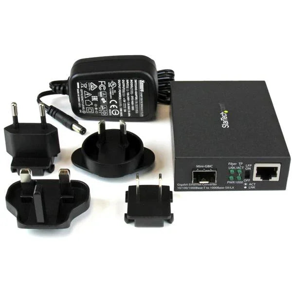STARTECH Gigabit Ethernet Fiber Media Converter with Open SFP Slot - Supports 10|100|1000 Networks - Copper to Fiber Media Converter (MCM1110SFP)