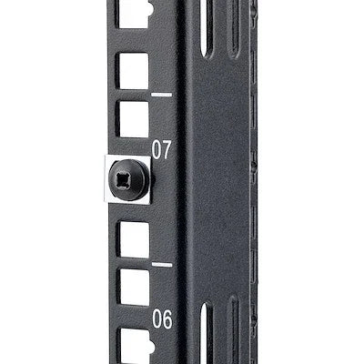 STARTECH Server Rack Screws and Clip Nuts - 50 pack - 10-32 Screws - Rack Mount Screws - Network Rack Screws - Rack Mount Hardware (CLPSCRW1032)