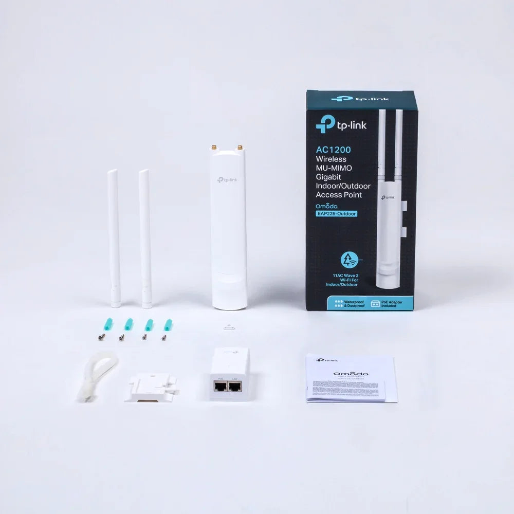 TP-LINK 802.3af|A PoE | 24V Passive PoE | 2.4GHz: 2 - 3dBi | 5GHz: 2 - 4dBi | IEEE 802.11a|b|g|n|ac | 2.4GHz | 5GHz (EAP225-OUTDOOR)