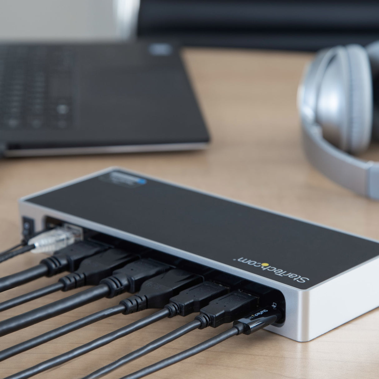 STARTECH USB-C and USB-A Dock