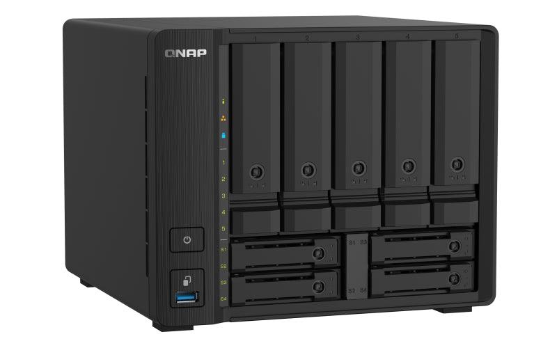 QNAP 5x 3.5" | Alpine AL324 ARM Cortex-A57 1.7GHz | 4 GB SODIMM DDR4 (1 x 4 GB) | 512 MB Flash | 120 W | AC 100 - 240 V (TS-932PX-4G)