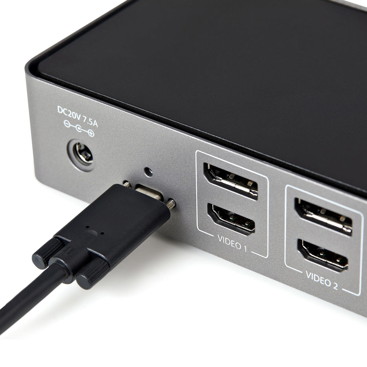 STARTECH USB-C and USB-A Hybrid Triple Monitor Docking Station