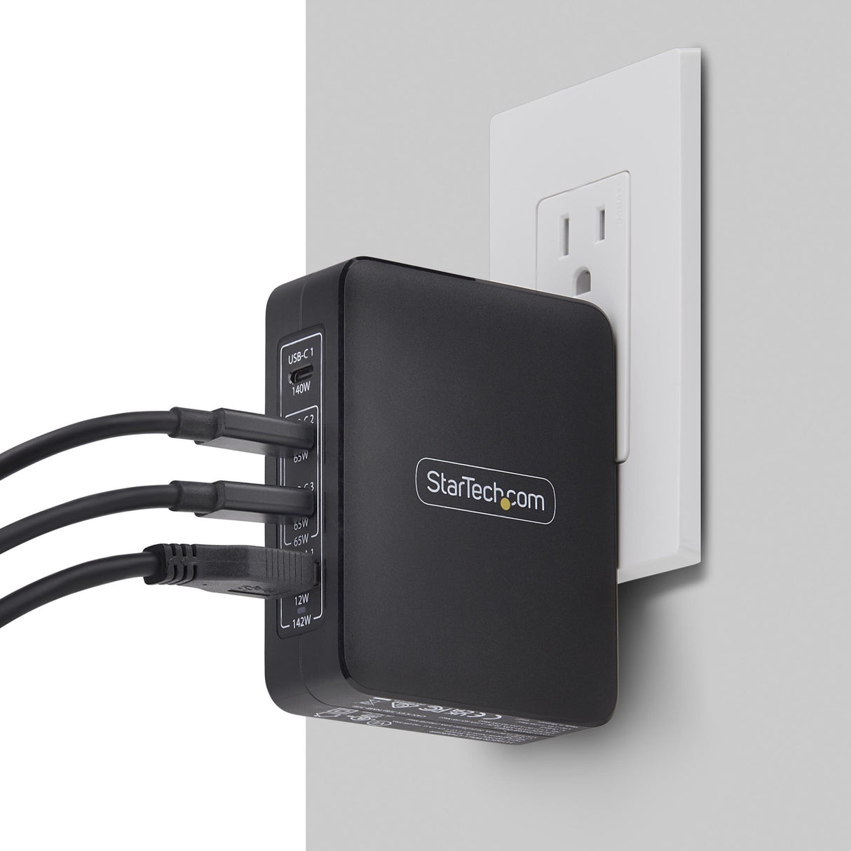 STARTECH.COM 3114GCU – 140W / 3x USB-C + USB-A / GaN – Wall Charger