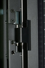 APC 48U | 600mm (W) x 1070mm (D) | Black | Shock Packaging (AR3107SP)