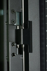 APC APC NetShelter SX 42U Server Rack Enclosure 600mm x 1070mm w| Sides Black (AR3100)