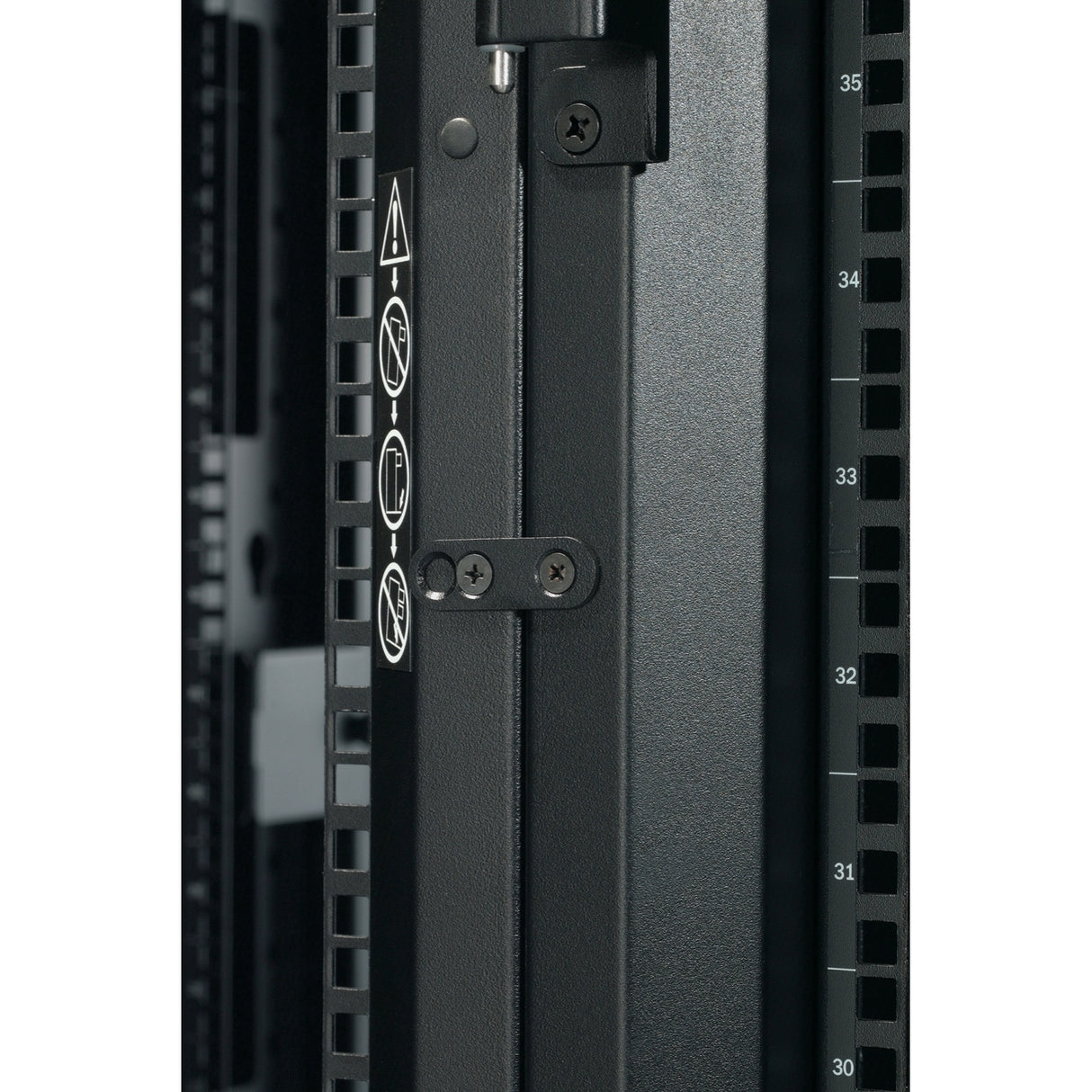 APC AR3150 | NetShelter SX 42U 750mm Wide x 1070mm Deep Enclosure (AR3150HACS)