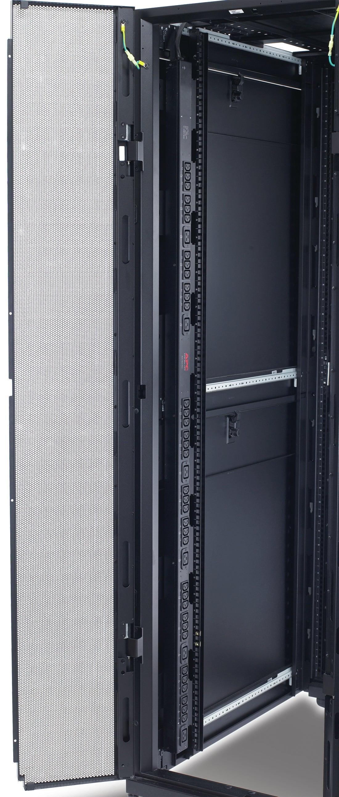 APC Rack PDU | Basic | Zero U | 11 kW | 230V | (36) C13 & (6) C19 (AP7557)