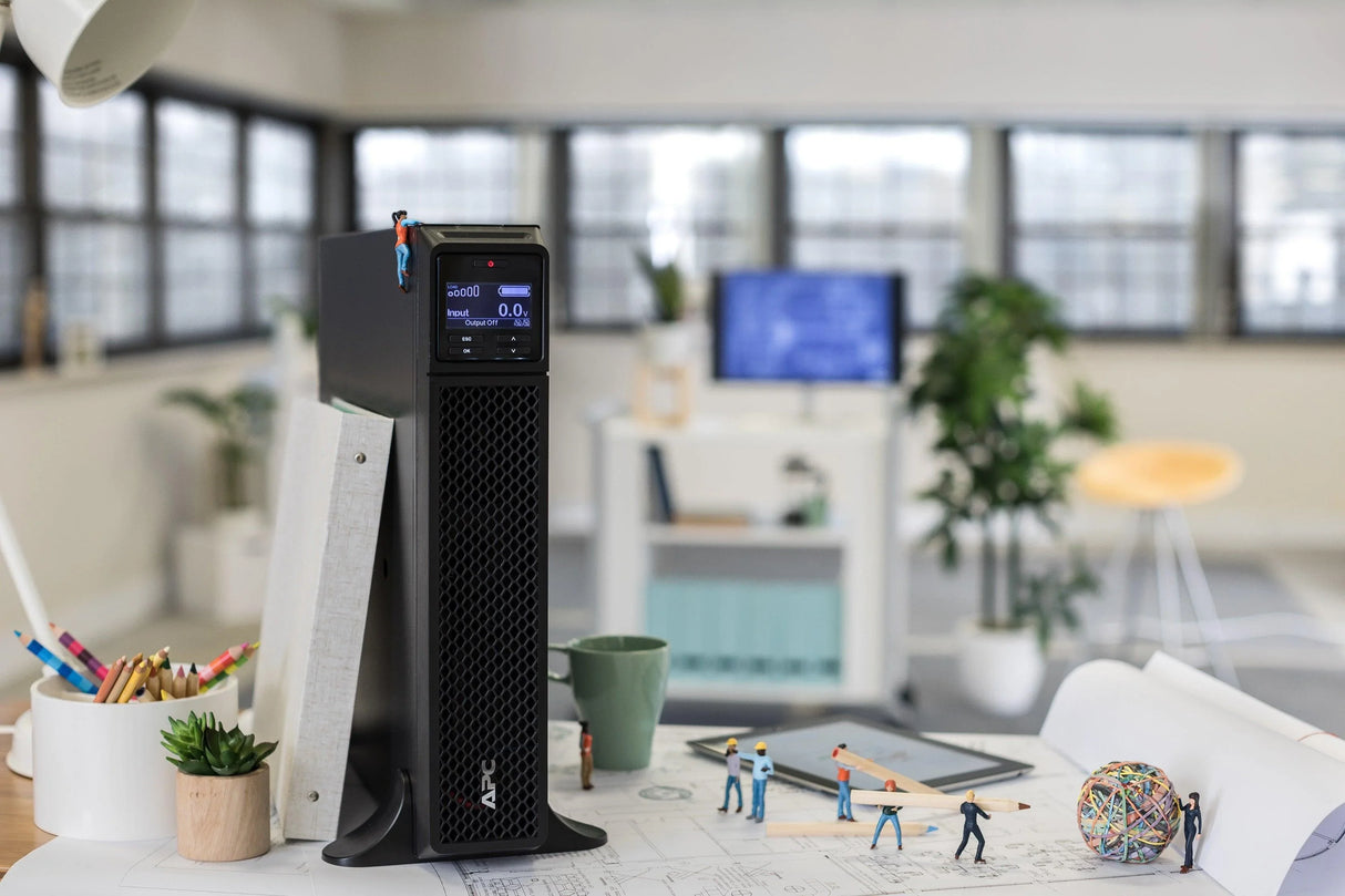 APC Smart-UPS | Double Conversion (Online) | 3000VA | 2.7 KW | 230V | RJ-45 Serial | Smart-Slot | USB (SRT3000XLI)