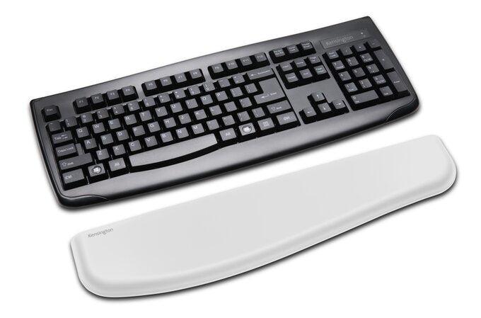 KENSINGTON ErgoSoft Wrist Rest for Standard Keyboards (50433)